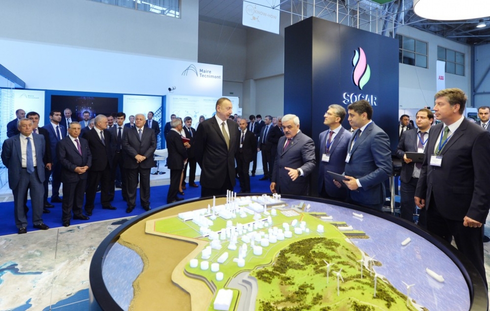 Le président Ilham Aliyev participe à l’ouverture du Salon Caspian Oil & Gas