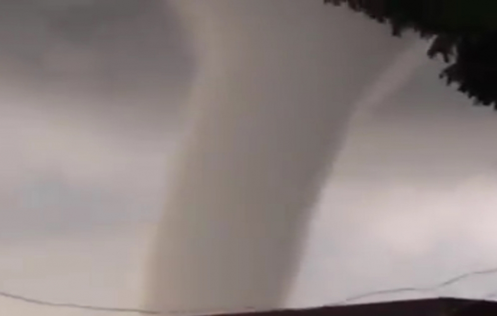 Tornado swept through Wenchang city in south China's