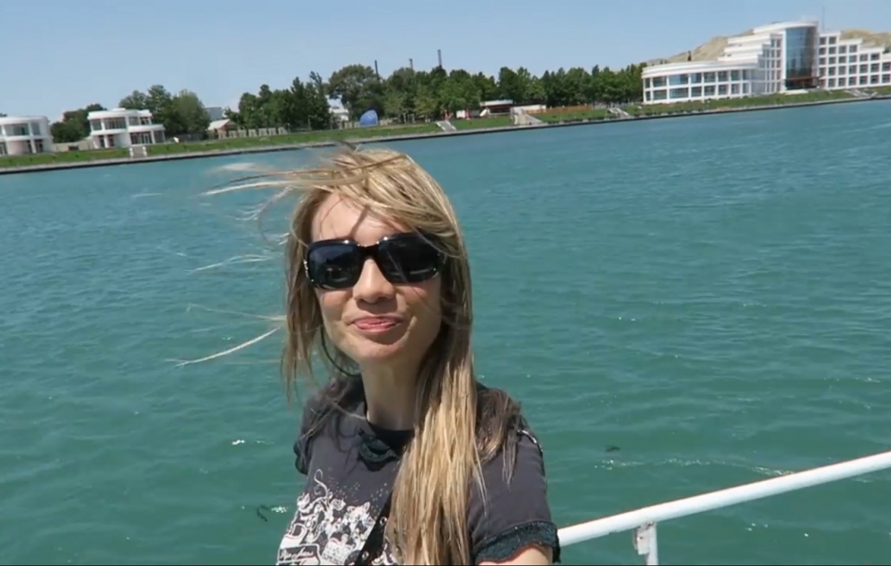 Wochenenderholung in Mingachevir –Videoclip von Montse Baughan aus Spanien
