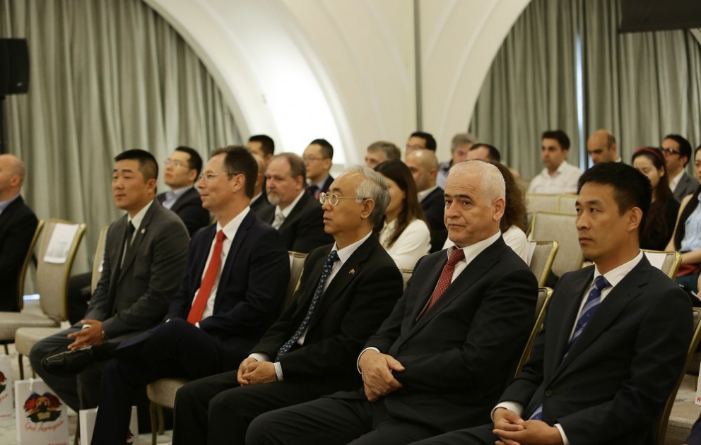 «Huawei Азербайджан» запустил проект «Прекрасный Азербайджан»
