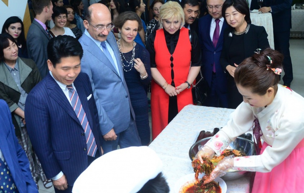 Bakıda Koreya milli mətbəxi festivalı keçirilib