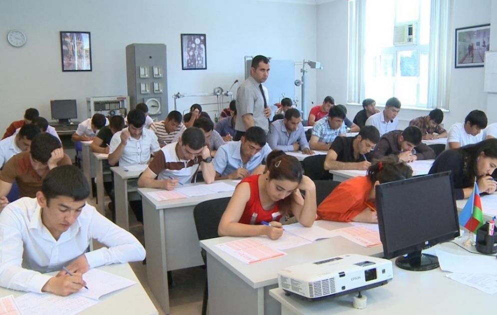 Rus bölməsinin abituriyentləri üçün “Azərbaycan dili” fənni üzrə imtahan keçiriləcək