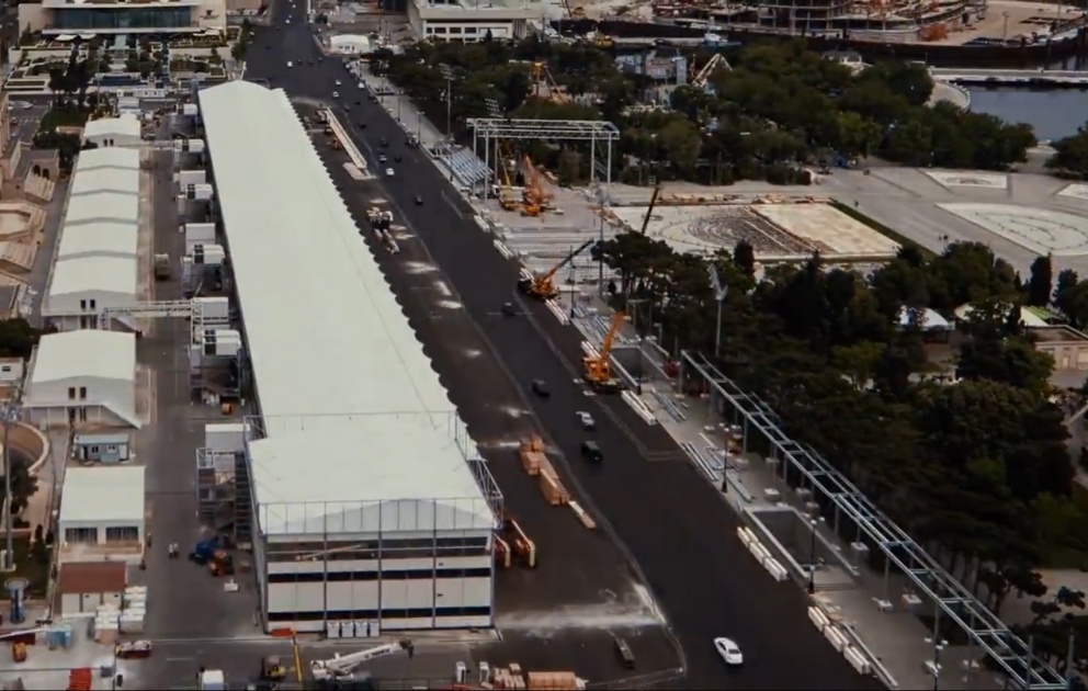 Vorbereitung für Formel 1-Premiere in Baku  in einer Minute