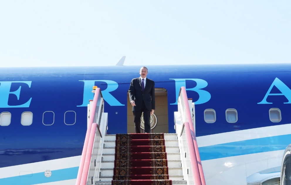 Le président Ilham Aliyev entame une visite de travail en Fédération de Russie