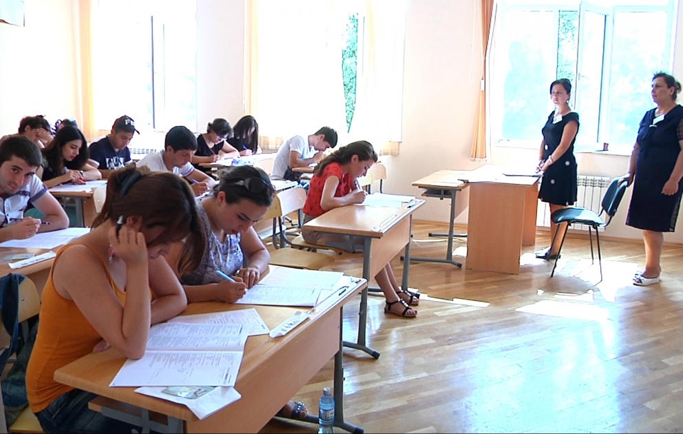 Bakıda keçirilən buraxılış imtahanlarının nəticələri açıqlanıb