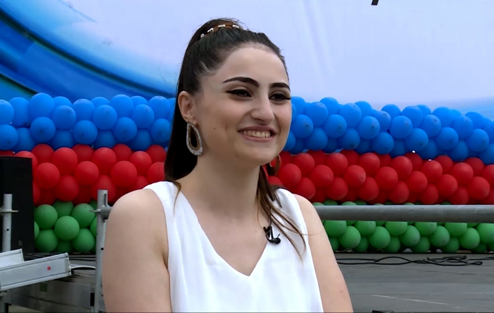 Əlil arabasında rəqs edən paralimpiyaçımız: rəqs etməkdən zövq alıram