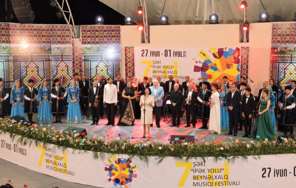 Şəki “İpək yolu” VII Beynəlxalq musiqi festivalı başa çatıb