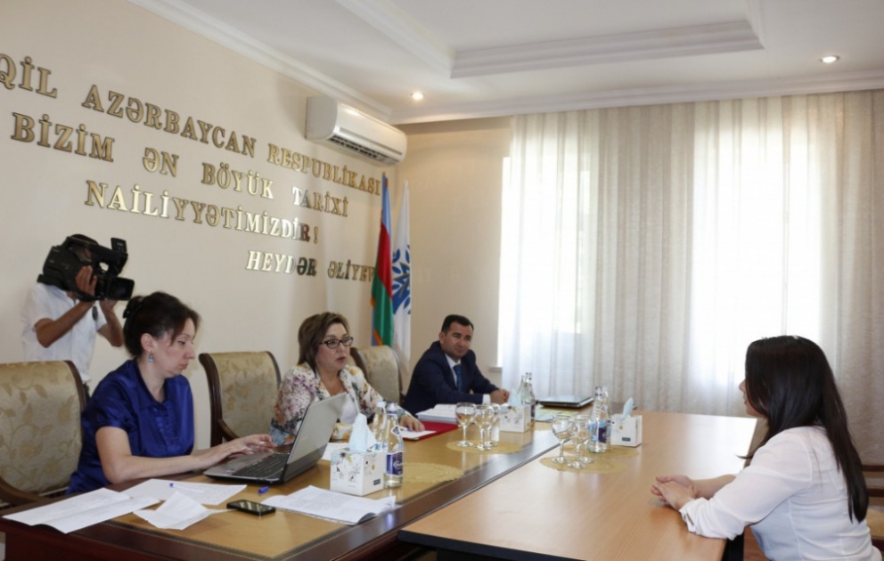 Dövlət İmtahan Mərkəzi Direktorlar Şurasının sədri Bərdə şəhərində vətəndaşları qəbul edib