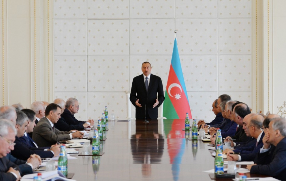 President Ilham Aliyev chaired the meeting of the Cabinet of Ministers dedicated to the results of socioeconomic development in first half of 2016 and objectives for the future