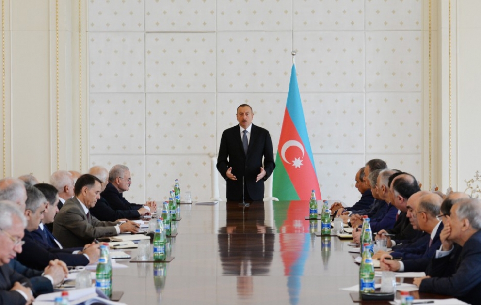 Unter dem Vorsitz des Präsidenten von Aserbaidschan Ilham Aliyev hat eine Sitzung vom Kabinett der Minister gewidmet den Ergebnissen der sozioökonomischen Entwicklung der ersten Hälfte des Jahres 2016 stattgefunden