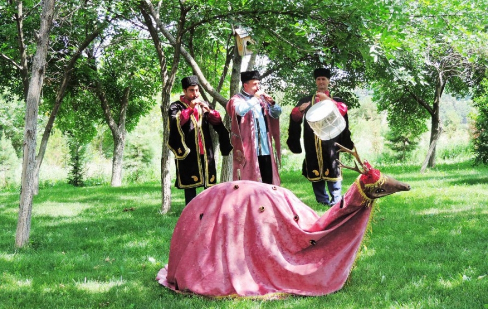 “Maral oyunu” - Kəlbəcərin ən qədim folklor nümunələrindən biri