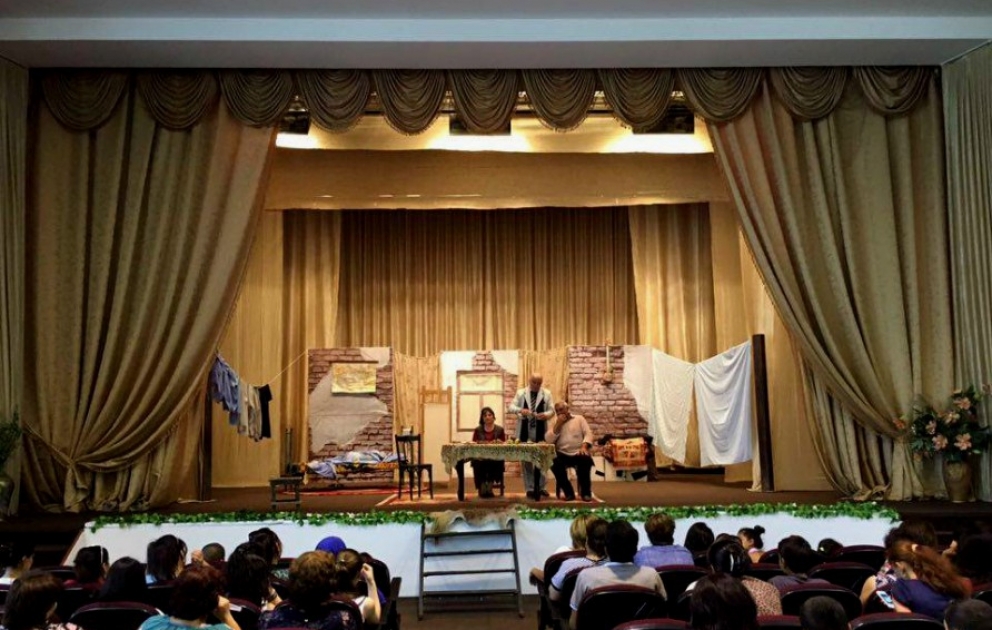Azərbaycan Dövlət Akademik Milli Dram Teatrı Qubada