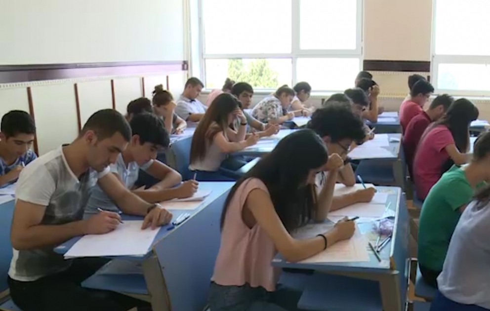 В Азербайджане прошли вступительные экзамены по I и IV группе специальностей