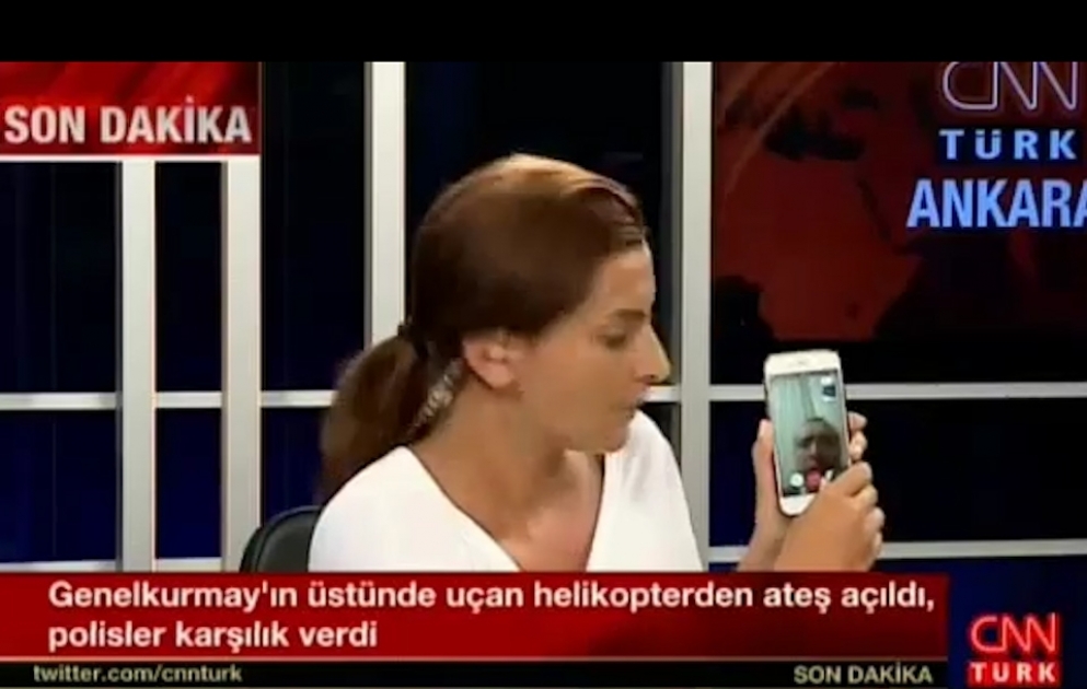 Türkiyə prezidenti ölkə əhalisini hakimiyyəti müdafiə etmək üçün küçə və meydanlara dəvət edib