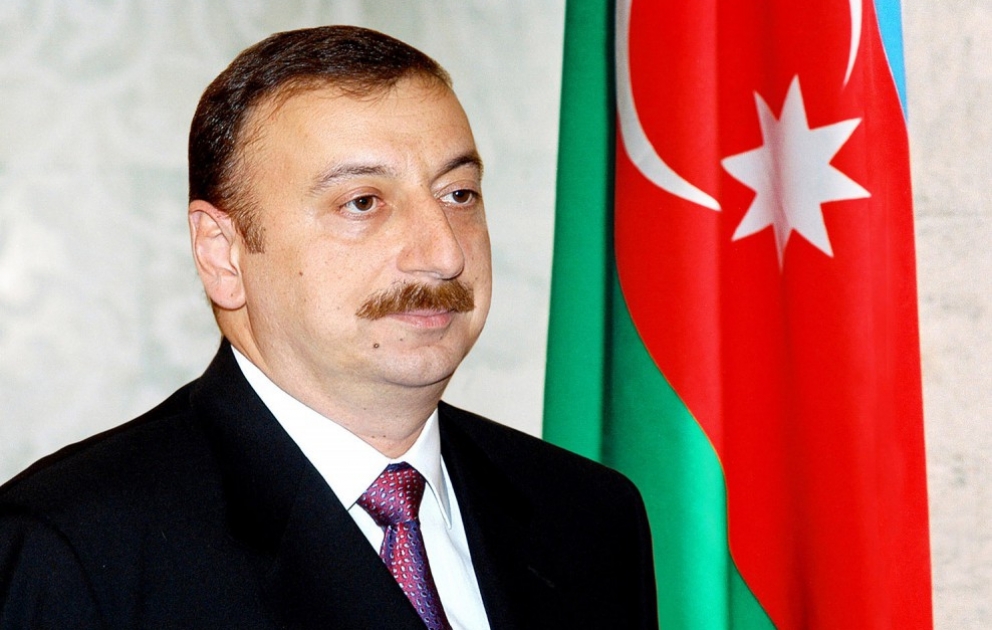 Prezident İlham Əliyev Türkiyədə baş vermiş hadisədən ciddi narahat olub və dövlət çevrilişi cəhdini qətiyyətlə pisləyib