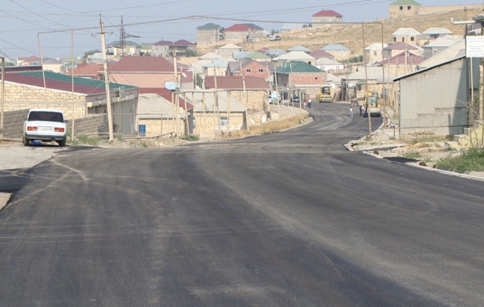 Abşeron rayonunda iki küçə əsaslı şəkildə təmir olunub