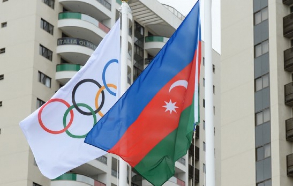 JO: le drapeau azerbaïdjanais hissé dans le Village olympique à Rio