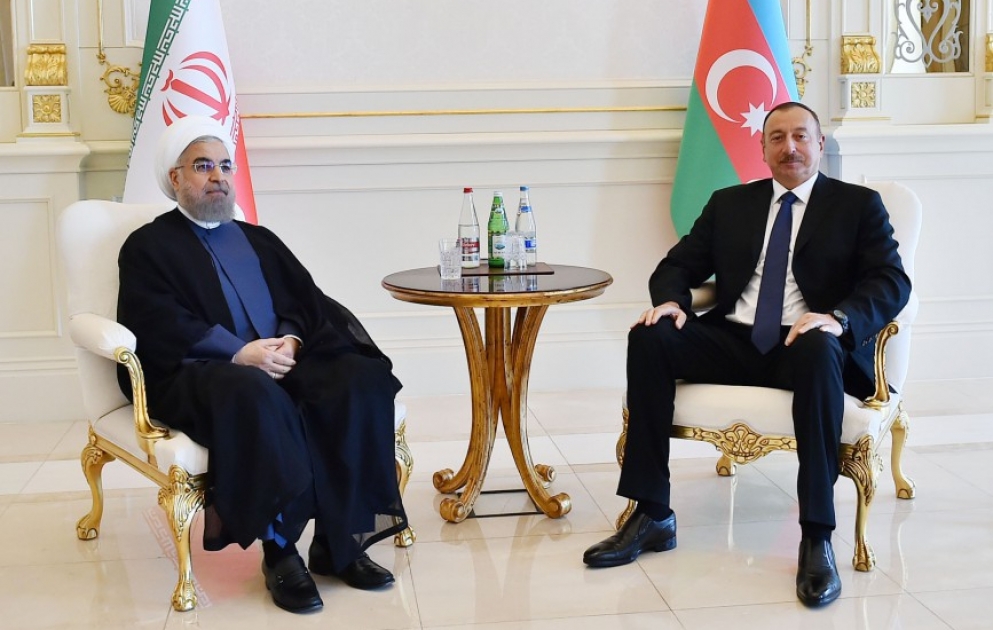 Azərbaycan Prezidenti İlham Əliyevin və İran Prezidenti Həsən Ruhaninin təkbətək görüşü