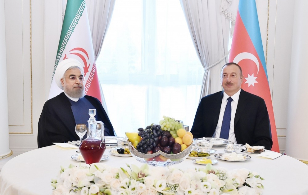 En l’honneur du président iranien