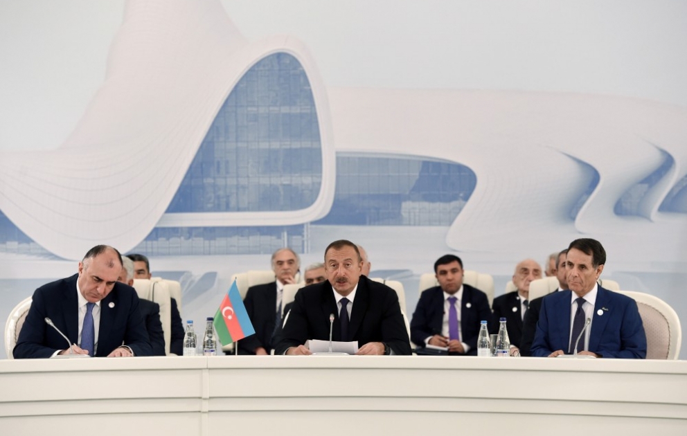 Dreiergipfel der Präsidenten von Aserbaidschan, dem Iran und Russland in Baku