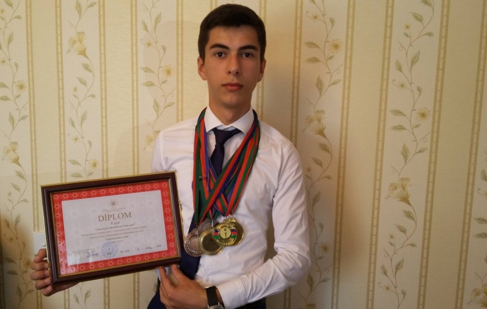 Qubalı məzundan yüksək nəticə: 663 bal və qızıl medal