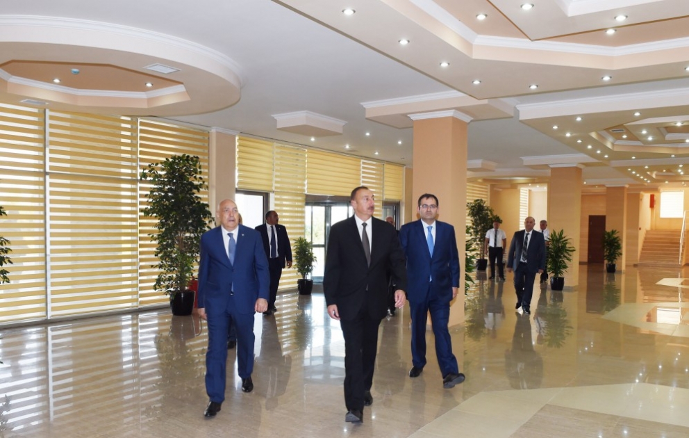 Visite du Complexe sportif olympique à Ismayilli