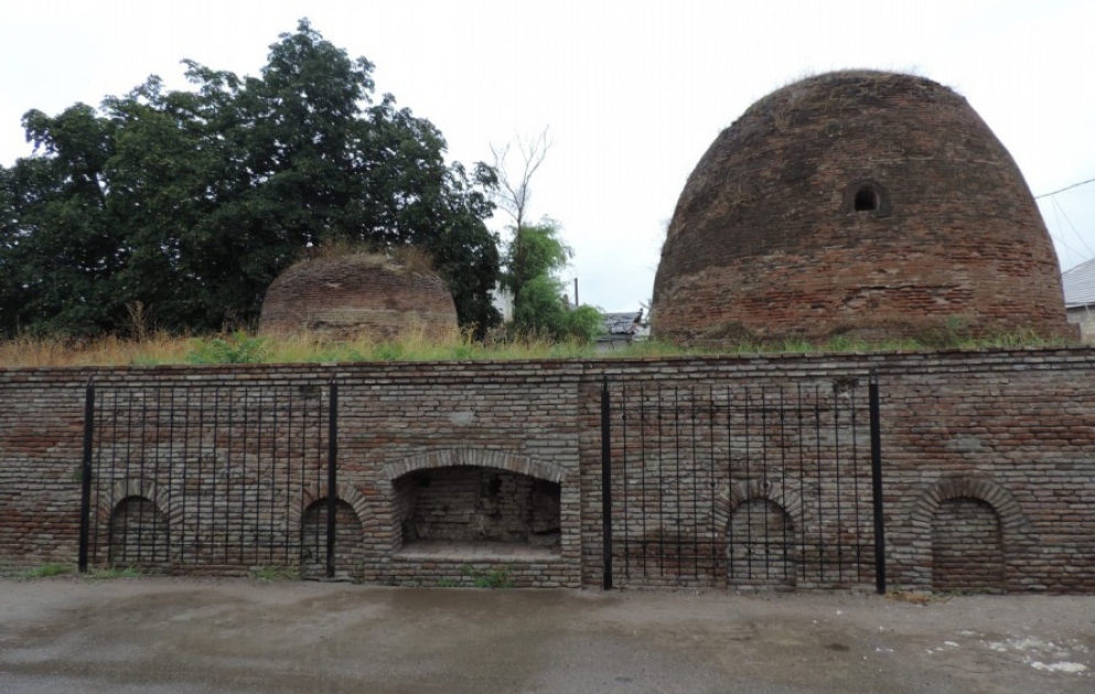 “Günbəzli hamam” tarixi abidəsinin bərpası davam etdirilir