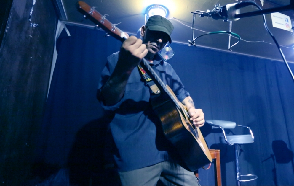 Gründer der Rockgruppe "Yuxu" Ibrahim Emin wieder auf der Bühne