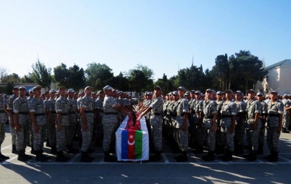 Gəncədə əsgərlər Vətənə sədaqət andı içiblər