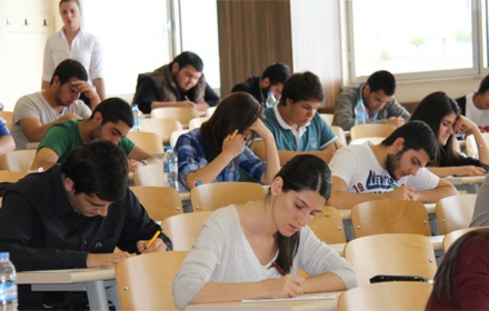 Boş qalan yerlərə ixtisas seçimi bu gün bitir