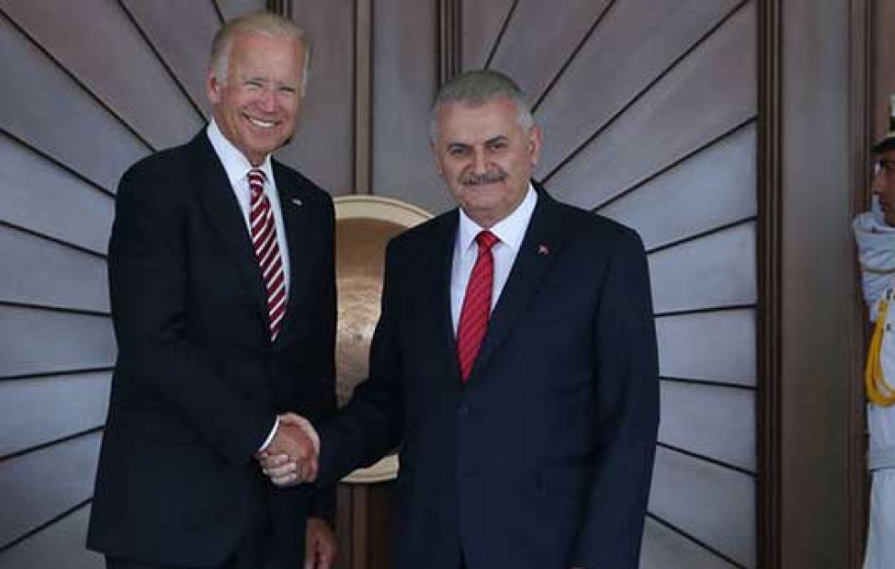 ABŞ-ın vitse-prezidenti Türkiyənin Baş naziri ilə görüşüb