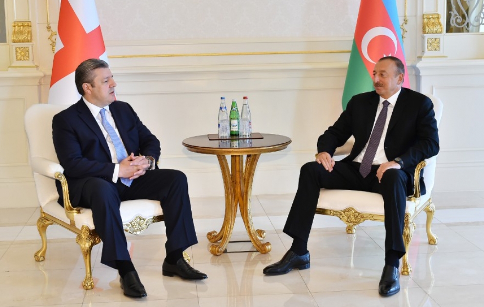 Präsident Ilham Aliyev empfängt Premierminister von Georgien