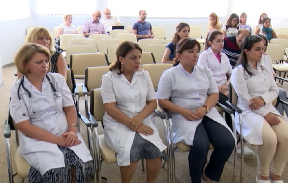 За последние годы показатель детской смертности в Азербайджане снизился в три раза