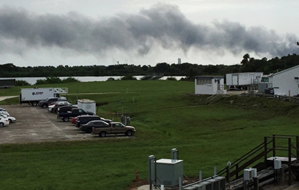 "Falcon 9" raketi buraxılış meydançasında partlayıb