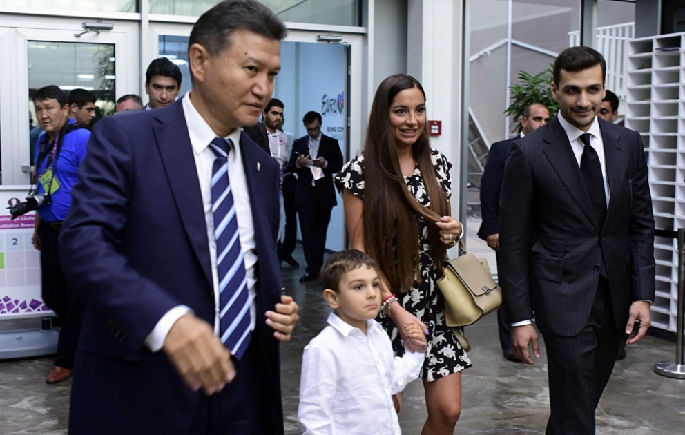Bakı Şahmat Olimpiadasının sərgi salonu idmansevərlərdə böyük maraq doğurur