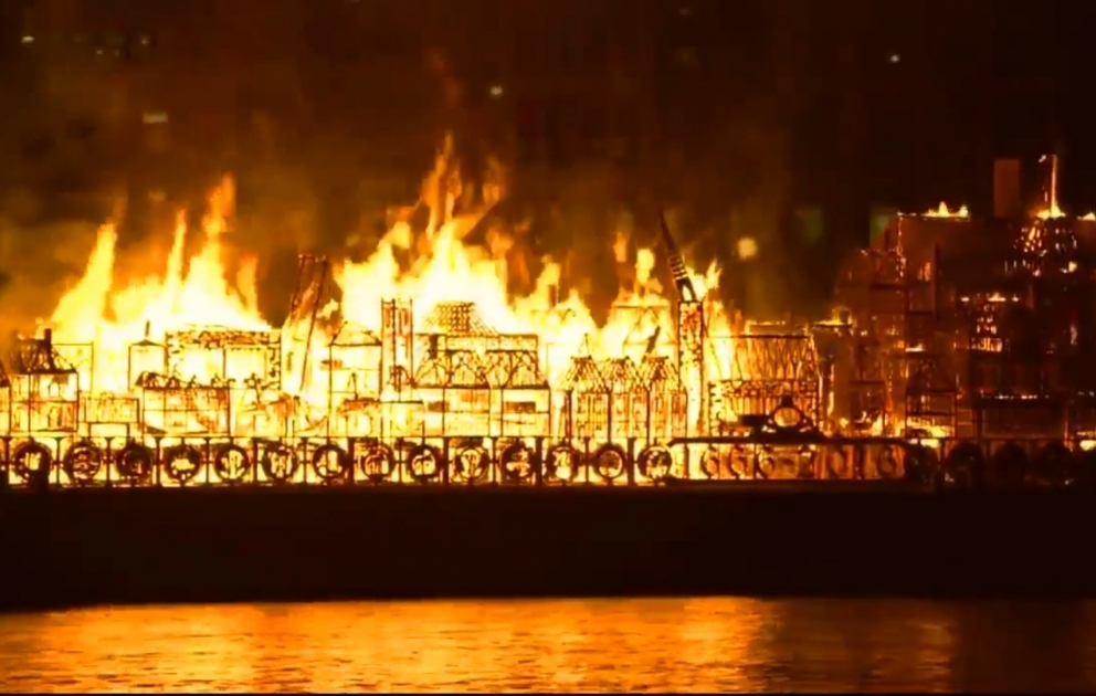 Feuerspektakel auf der Themse: London's Burning