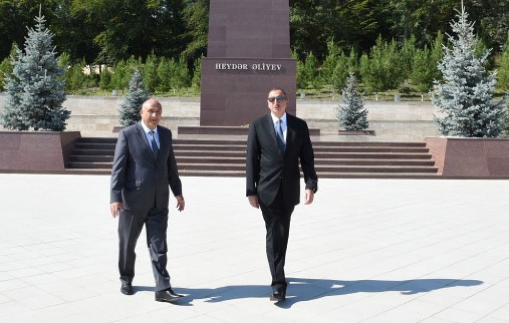 Visite du président de la République à Goussar