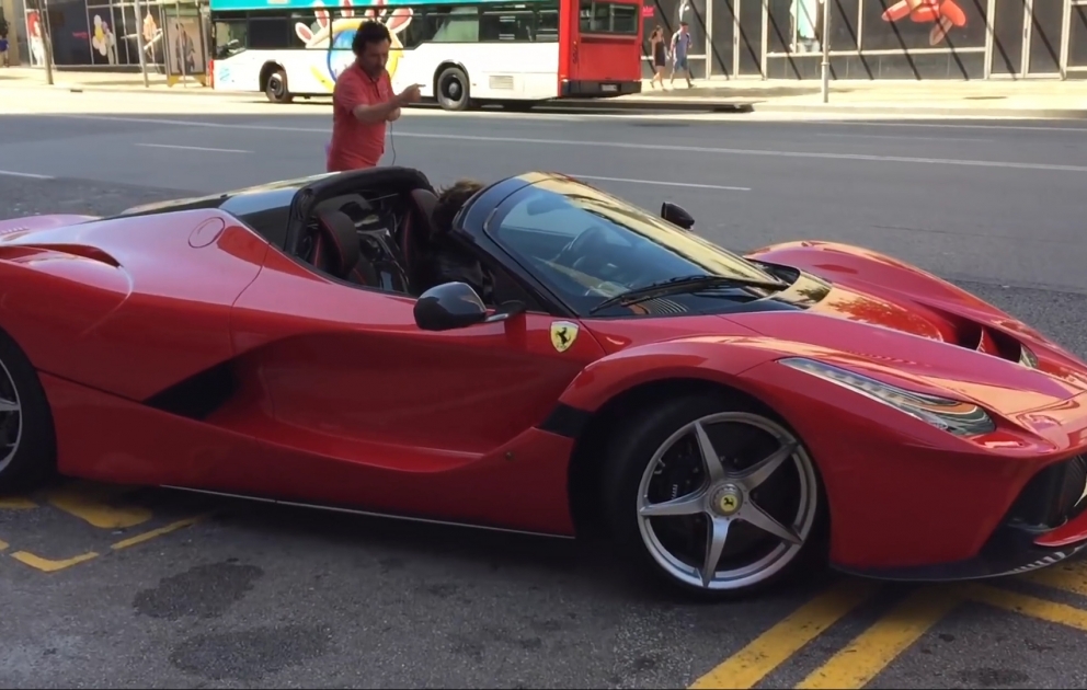 Презентован новый LaFerrari Aperta