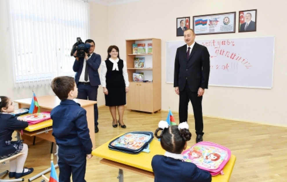Президент Ильхам Алиев принял участие в открытии нового здания средней школы номер 311 в Баку
