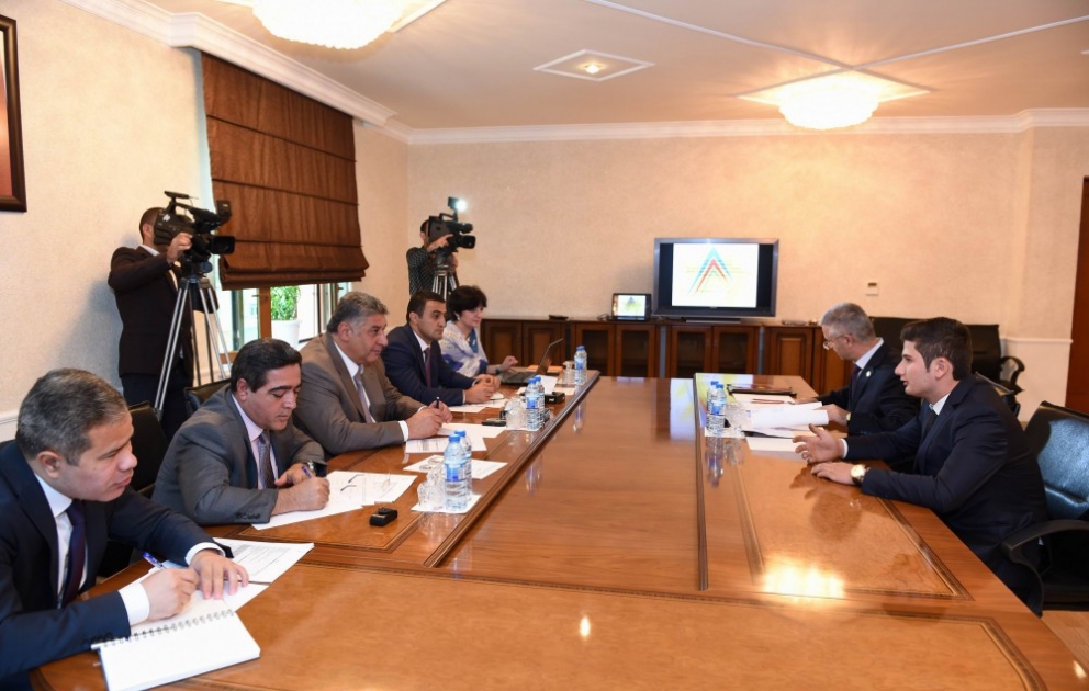 Министр молодежи и спорта выслушал обращения граждан в Исмаиллы
