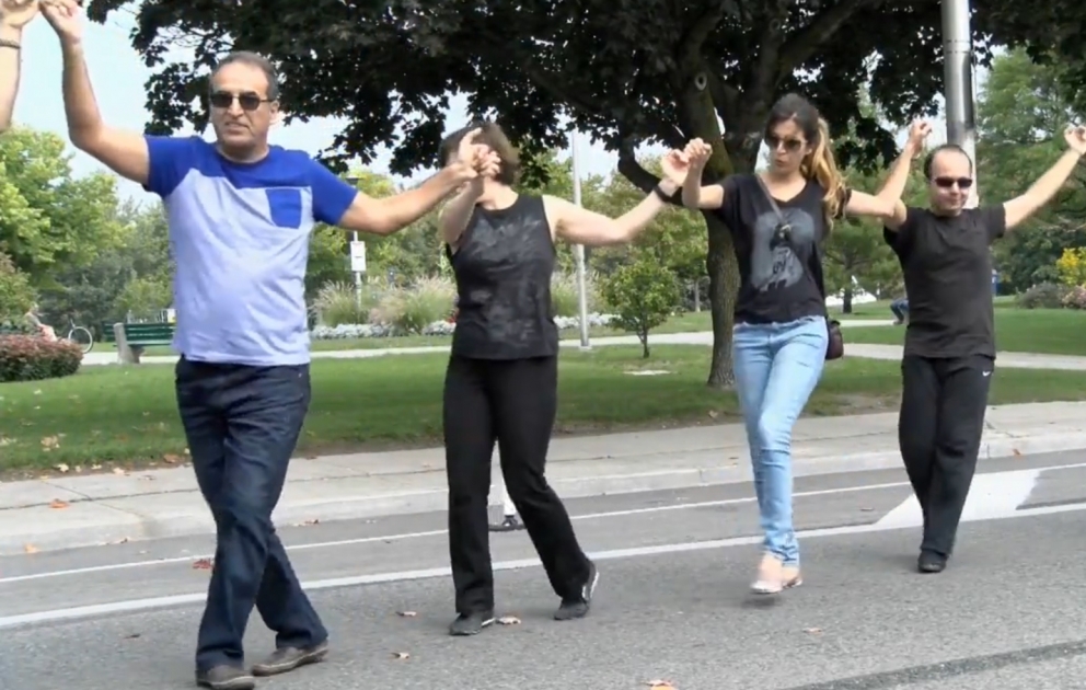 Azerbaijani national dance taught to foreigners in Canada