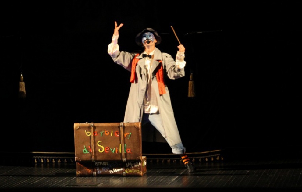 Şəki Beynəlxalq Teatr Festivalında “Seviliya bərbəri” əsəri oynanılıb