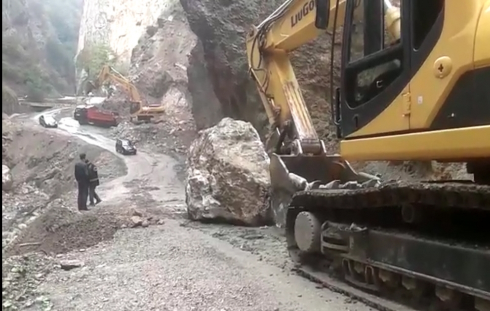 Quba -Xınalıq yolunun bərpası davam edir