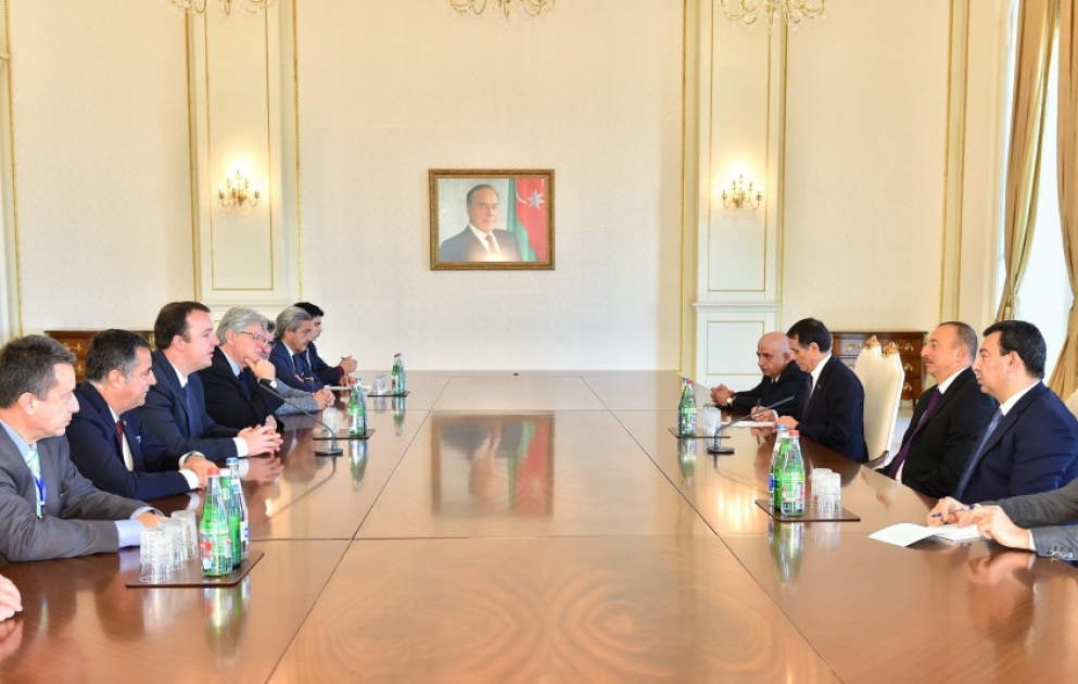 Le président Ilham Aliyev reçoit la mission d'évaluation de l'APCE pour le référendum