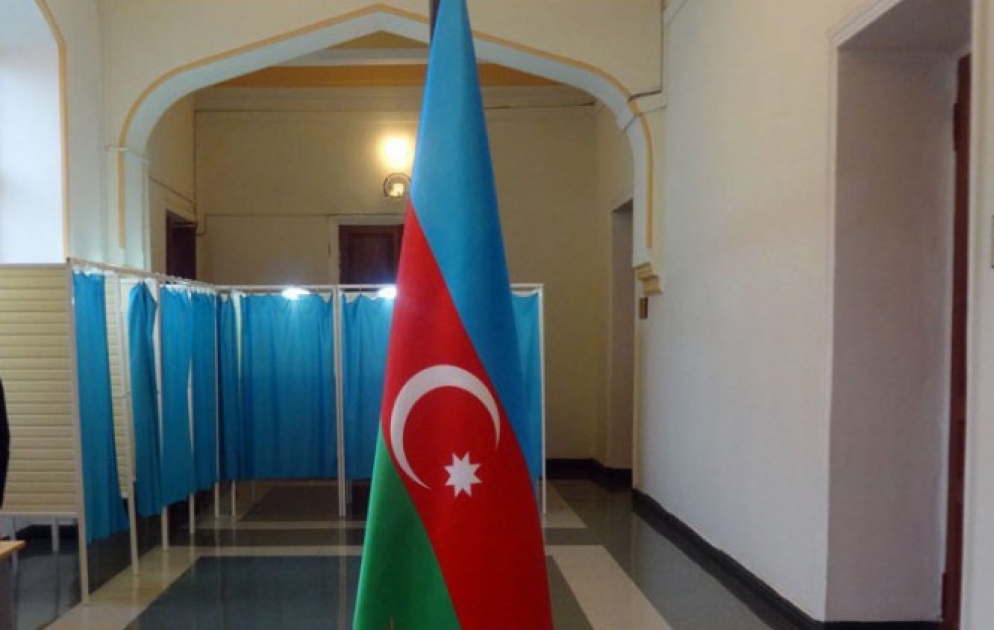 Konstitusiyaya əlavə və dəyişikliklərlə bağlı keçirilən referendum başa çatıb