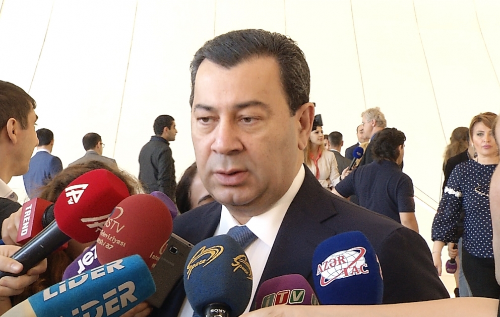 Səməd Seyidov: Forumda iştirak edənlər bəşəriyyətimizə çox ciddi siqnallar göndərəcək