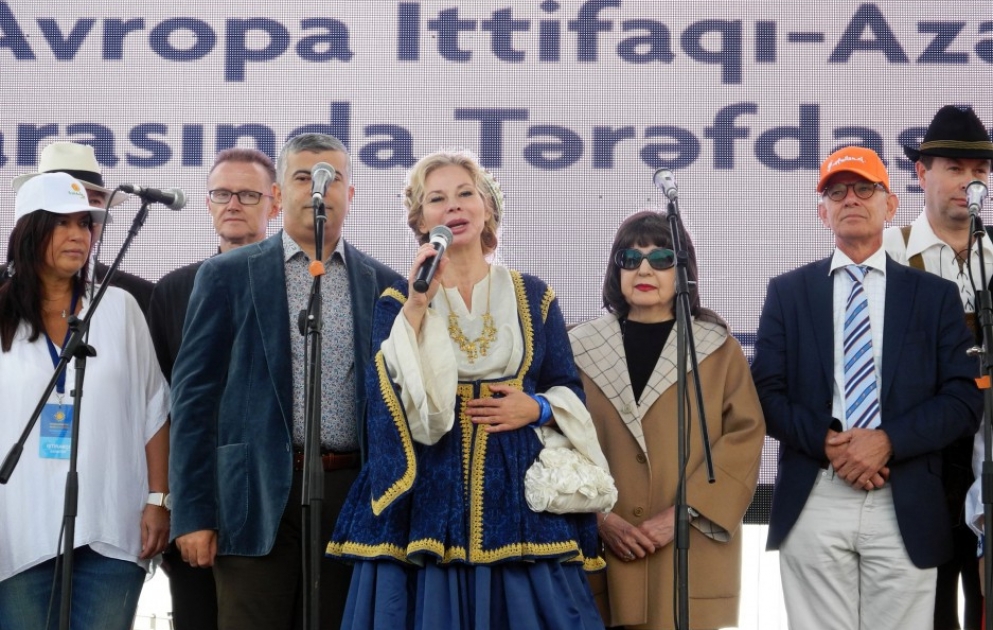 Bakıda “Avropa şəhərciyi-2016”nın açılışı olub
