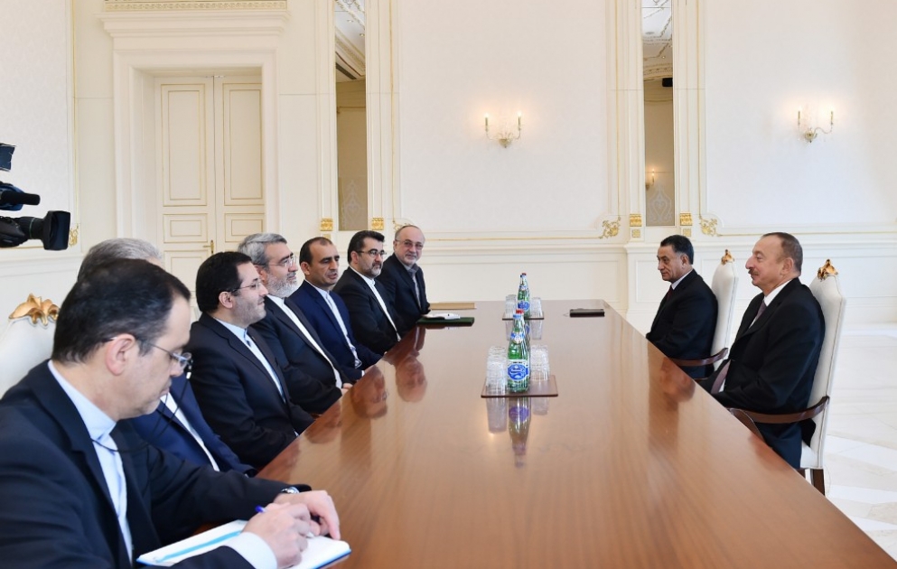 Prezident İlham Əliyev İranın daxili işlər nazirinin başçılıq etdiyi nümayəndə heyətini qəbul edib