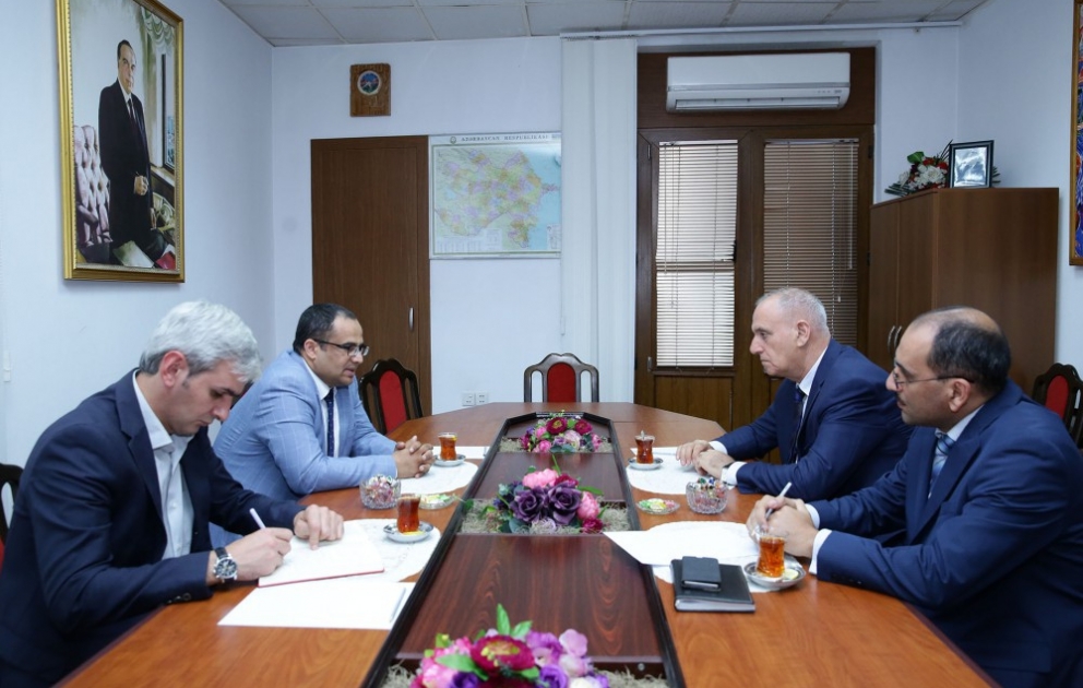 L’AZERTAC pourrait être un centre régional de formation de journalistes de l’IINA