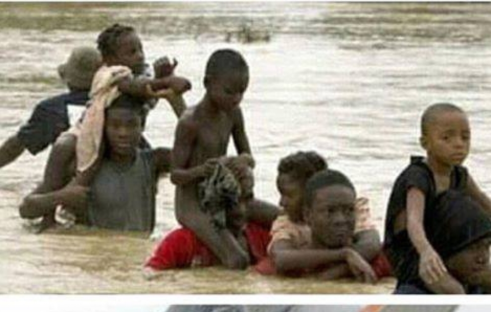 Death toll mounts in Haiti as Hurricane Matthew takes aim at Bahamas